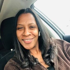 Meet your Posher, Kenia